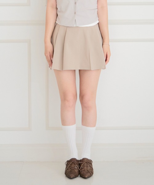 ALLuRing ChaRm(アリュリングチャーム)の「Strappy Striped Mini Skirt / ストラップ付きストライプミニスカート(スカート・レディース・グレー/ベージュ・FREE)」の11枚目の写真