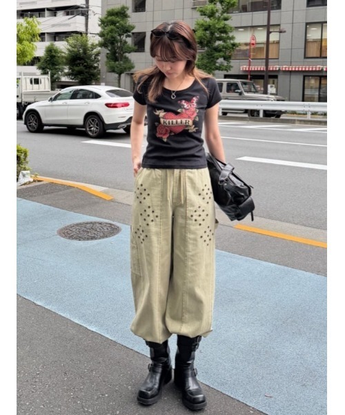 SLY(スライ)の「HEART PRINT CUT TOPS ハートプリントカットトップス 夏服 秋服(Tシャツ/カットソー・レディース・ブラック/ブラウン/スモークピンク・FREE)」の21枚目の写真