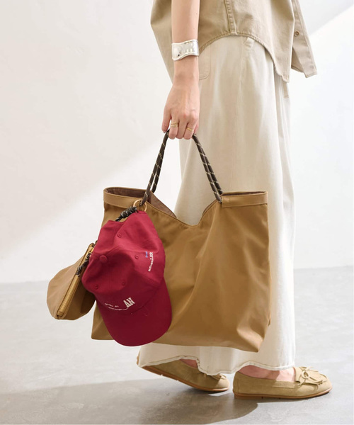 LE TALON（ルタロン）の「《追加》LETALON nylon big tote（トートバッグ・レディース・グリーン/ブラック/ベージュ・FREE）」の3枚目の写真