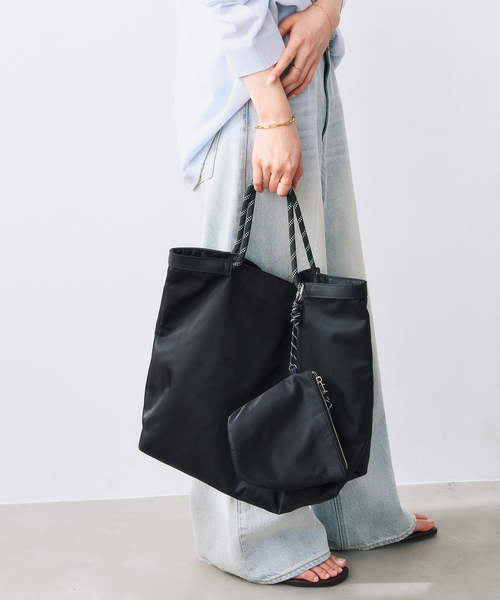LE TALON（ルタロン）の「《追加》LETALON nylon big tote（トートバッグ・レディース・グリーン/ブラック/ベージュ・FREE）」の9枚目の写真