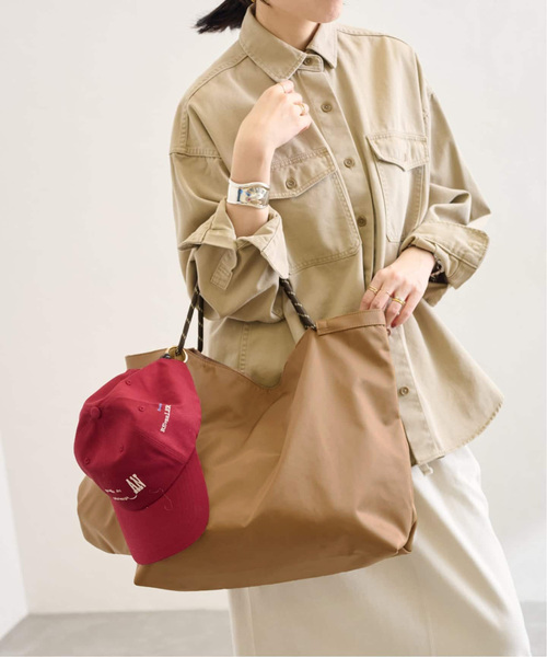 LE TALON（ルタロン）の「《追加》LETALON nylon big tote（トートバッグ・レディース・グリーン/ブラック/ベージュ・FREE）」の14枚目の写真
