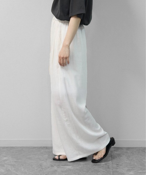 THE CELL.（ザセルドット）の「リネン混エアリーパンツ　とろみイージーワイド　【インナーペチパンツ付き】　LINEN BLEND AIRY PANTS DRAPE EASY WIDE（その他パンツ・レディース・チャコールグレー/ライトブルー/ベージュ/アイボリー・FREE）」の2枚目の写真