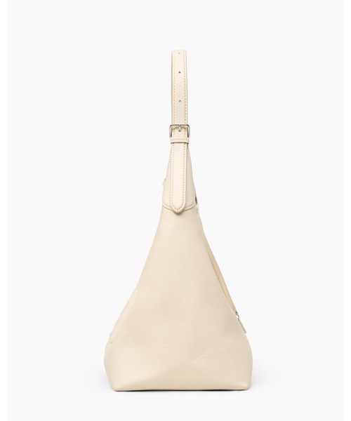 MARC JACOBS(マークジェイコブス)の「THE BELTED SACK BAG/ザ ベルテッド サック バッグ(ショルダーバッグ・レディース・ブラック/ホワイト系/ベージュ系その他・ONE SIZE)」の7枚目の写真