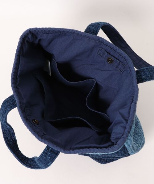 PORTER CLASSIC(ポータークラシック)の「【Porter Classic / ポータークラシック】 PC SASHIKO TOTE BAG M(トートバッグ・メンズ・ブルー・FREE)」の4枚目の写真