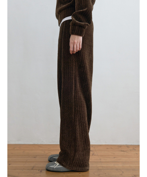 Kijun(キジュン)の「Line Velour Pants Dark Brown(スウェットパンツ・レディース・その他・LARGE/MEDIUM/SMALL)」の2枚目の写真
