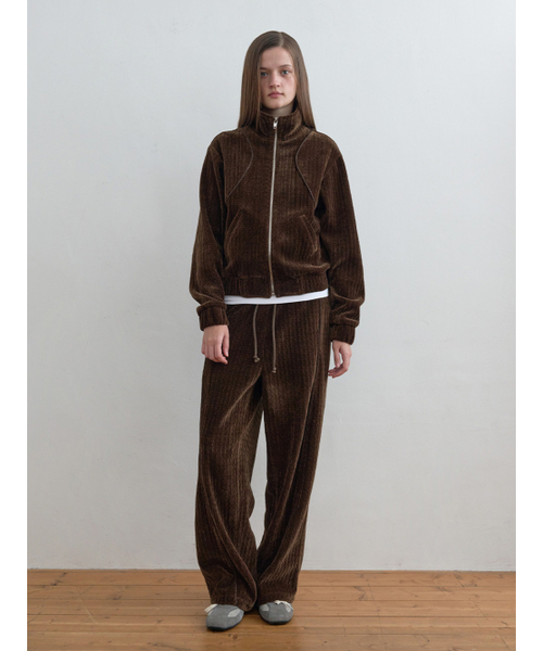 Kijun(キジュン)の「Line Velour Pants Dark Brown(スウェットパンツ・レディース・その他・LARGE/MEDIUM/SMALL)」の4枚目の写真