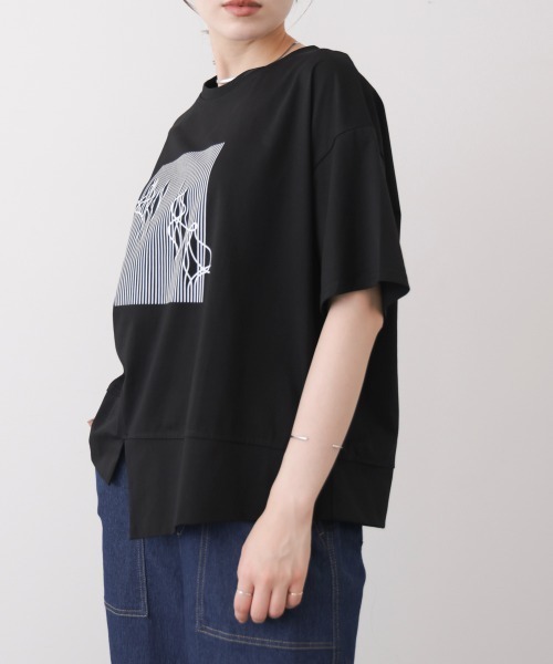 Bou Jeloud(ブージュルード)の「モノラインアートTシャツ(Tシャツ/カットソー・レディース・ブラウン/ベージュ/ブラック/チャコールグレー・FREE)」の12枚目の写真