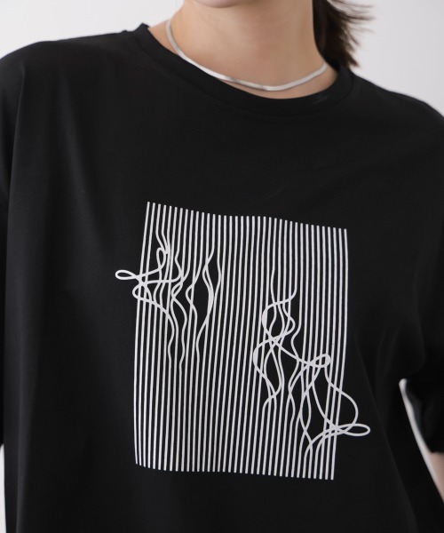 Bou Jeloud(ブージュルード)の「モノラインアートTシャツ(Tシャツ/カットソー・レディース・ブラウン/ベージュ/ブラック/チャコールグレー・FREE)」の16枚目の写真