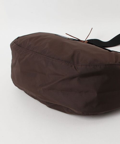 GREGORY(グレゴリー)の「サッチェルM SATCHEL M V3 ウォルナットブラウン(ショルダーバッグ・メンズ・ブラウン系・-)」の9枚目の写真