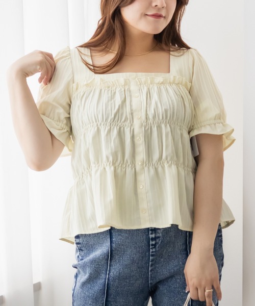 CLETTE（クレット）の「シャーリングペプラムブラウス（シャツ/ブラウス・レディース・オフホワイト/イエロー/ネイビー・LL/4L/3L）」の13枚目の写真