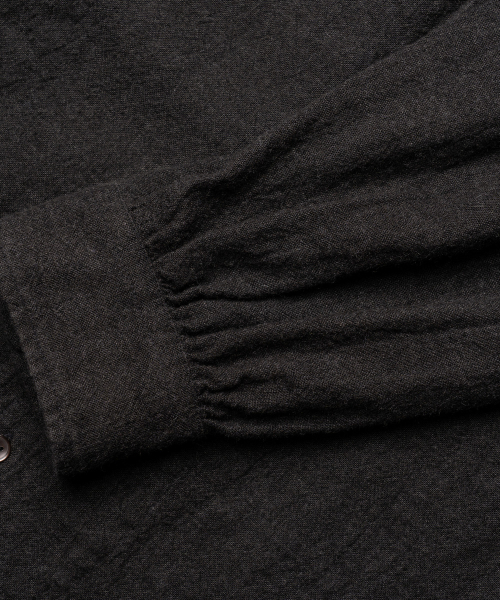 EDINBURGH CLUB（エディンバラクラブ）の「BRITISH ARMY OFFICER SHIRT (CHARCOAL)（シャツ/ブラウス・メンズ・チャコール・SMALL/MEDIUM/LARGE）」の6枚目の写真