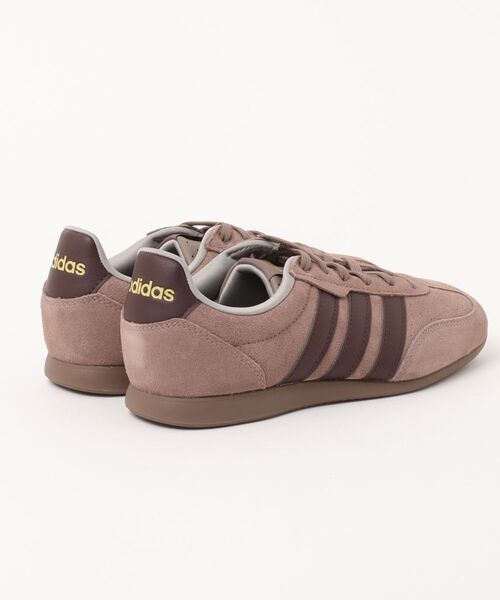 adidas(アディダス)の「adidas アディダス BARREDA LO レディーススニーカー ロープロファイル 薄底 スエード(バレダロー) KJ4729 トレースブラウン/シャドーブラウン/ライトブラウン(スニーカー・レディース・ブラウン・25.0cm/24.5cm/24.0cm/23.5cm/23.0cm)」の2枚目の写真