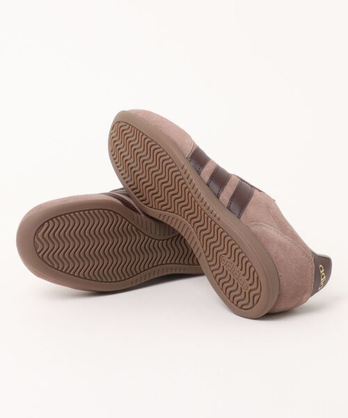 adidas(アディダス)の「adidas アディダス BARREDA LO レディーススニーカー ロープロファイル 薄底 スエード(バレダロー) KJ4729 トレースブラウン/シャドーブラウン/ライトブラウン(スニーカー・レディース・ブラウン・25.0cm/24.5cm/24.0cm/23.5cm/23.0cm)」の3枚目の写真