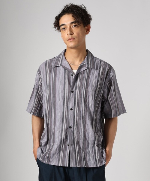 BAYFLOW(ベイフロー)の「マルチストライプシャツ(シャツ/ブラウス・メンズ・ブラック/ブルー・MEDIUM/LARGE)」の1枚目の写真