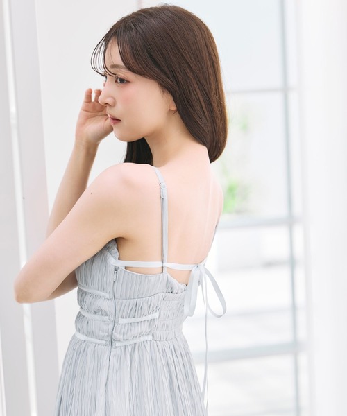 polaura（ポローラ）の「クリスタルプリーツティアードワンピース（ワンピース・レディース・ピンクベージュ/ブラウン/アイボリー/サックスブルー・M/S）」の12枚目の写真