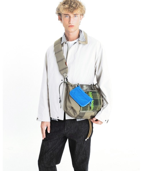 Topologie(トポロジー)の「Summit Tote Wide Medium(サミット トート ワイド ミディアム)(ショルダーバッグ・レディース・ブルー系/グリーン系・ONE SIZE)」の7枚目の写真