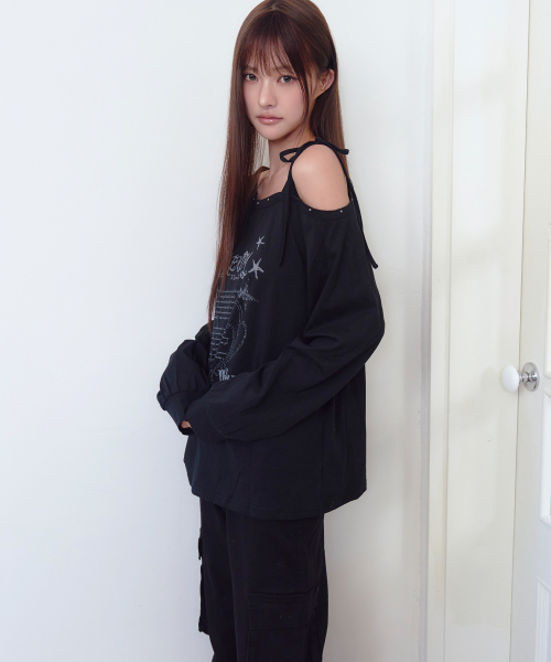 THE GREEN LAB（ザグリーンラボ）の「スタッズワンショルダーストラップロングスリーブ [VLACK]（Tシャツ/カットソー・レディース・その他・FREE）」の5枚目の写真