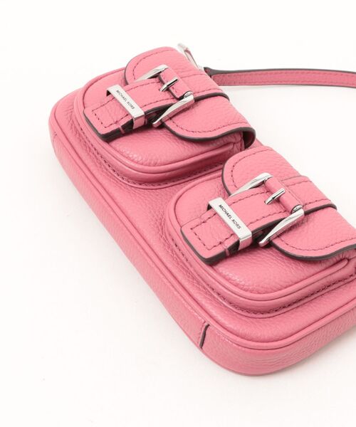 MICHAEL KORS(マイケルコース)の「ZOE ぺブルレザー ポシェット ショルダー スモール(ショルダーバッグ・レディース・ピンク系・FREE)」の3枚目の写真