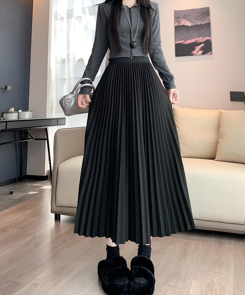 AMAJI(アマジ)の「イージーウエスト プリーツ Aラインスカート(スカート・レディース・ブラウン/ブラック/グレー・LARGE/X-LARGE)」の1枚目の写真