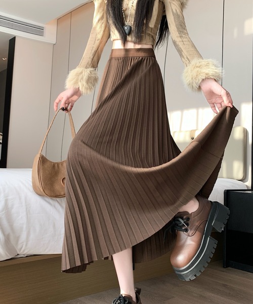 AMAJI(アマジ)の「イージーウエスト プリーツ Aラインスカート(スカート・レディース・ブラウン/ブラック/グレー・LARGE/X-LARGE)」の4枚目の写真