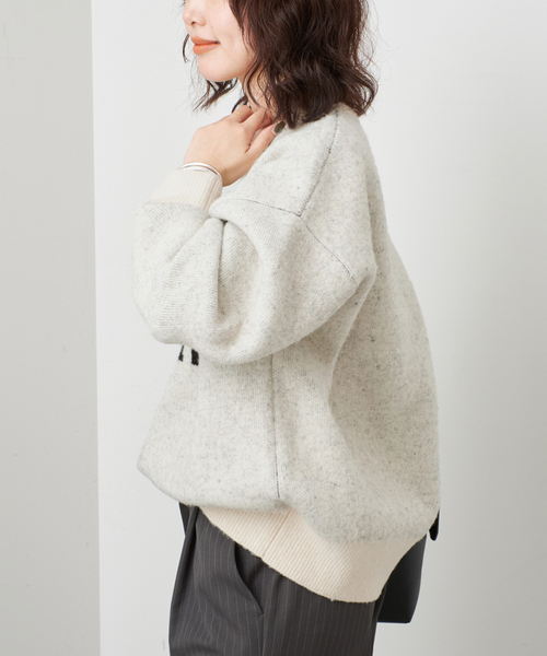 SLOBE IENA(スローブイエナ)の「ジャガードロゴニット(ニット/セーター・レディース・ブルー/ブラウン/チャコールグレー/ホワイト・FREE)」の17枚目の写真