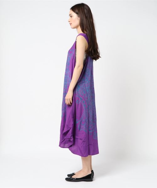 チャイハネ（チャイハネ）の「【チャイハネ】yul トライバルプリント変形ノースリーブワンピース（ワンピース・レディース・ブラック/ホワイト/ブルー/オレンジ/ライム/ターコイズブルー/パープル/オフホワイト・FREE）」の9枚目の写真