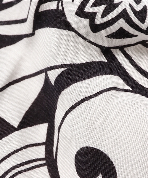 チャイハネ（チャイハネ）の「【チャイハネ】yul トライバルプリント変形ノースリーブワンピース（ワンピース・レディース・ブラック/ホワイト/ブルー/オレンジ/ライム/ターコイズブルー/パープル/オフホワイト・FREE）」の15枚目の写真