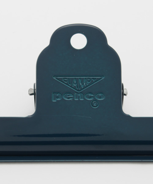 PENCO（ペンコ）の「penco ペンコ クランピークリップ ブッククリップ カラー M（ステーショナリー・レディース・ブラウン/レッド/アイボリー/ネイビー・FREE）」の6枚目の写真