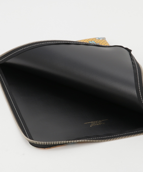 FABRICK（ファブリック）の「FABRICK【KOUSUKE SHIMIZU】 DOCUMENT CASE A4（クラッチバッグ・メンズ・マルチ・FREE）」の6枚目の写真