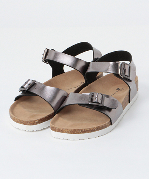 LBC(エルビーシー)の「フットベットサンダル(サンダル・レディース・オフホワイト/ブラック/シルバー・MEDIUM/LARGE)」の4枚目の写真