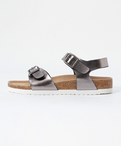 LBC(エルビーシー)の「フットベットサンダル(サンダル・レディース・オフホワイト/ブラック/シルバー・MEDIUM/LARGE)」の6枚目の写真