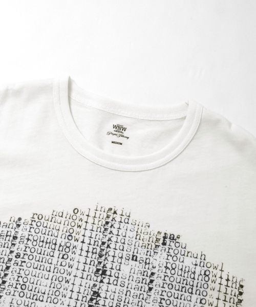 WORK NOT WORK URBAN RESEARCH(ワークノットワークアーバンリサーチ)の「WORK NOT WORK 強撚天竺ビッグプリントTシャツ #1(Tシャツ/カットソー・メンズ・ホワイト・SMALL/LARGE/MEDIUM)」の4枚目の写真