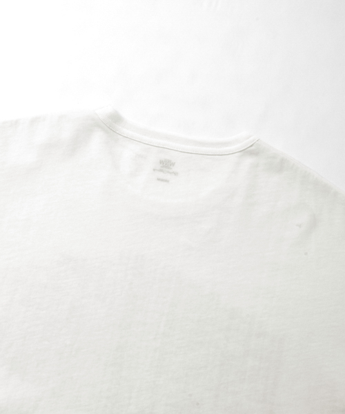 WORK NOT WORK URBAN RESEARCH(ワークノットワークアーバンリサーチ)の「WORK NOT WORK 強撚天竺ビッグプリントTシャツ #1(Tシャツ/カットソー・メンズ・ホワイト・SMALL/LARGE/MEDIUM)」の2枚目の写真