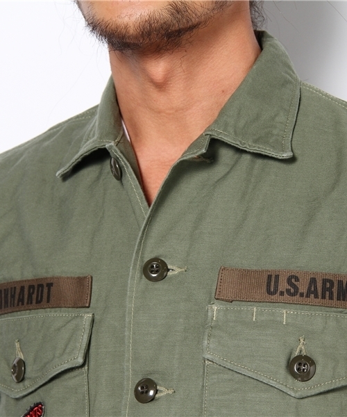 AMERICAN RAG CIE（アメリカンラグシー）の「MARKA マーカ / 107-MRK-MSTD-10SH01C（シャツ/ブラウス・メンズ・オリーブ・1/2）」の4枚目の写真
