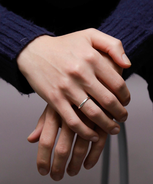 Genri(ゲンリ)の「Genri/ROUND PLAIN RING(リング・メンズ・シルバー・11号/13号/15号/17号/19号/5号/7号/9号)」の4枚目の写真