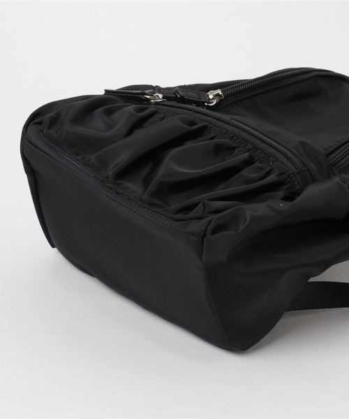 GLOBAL WORK（グローバルワーク）の「【キッズ】ギャザーミニバックパック/780669（バックパック/リュック・キッズ・ブラック/ライトグレー・FREE）」の4枚目の写真