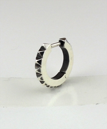 con affetto(select)（コンアフェットセレクト）の「【King Limo】PYRAMID STUD PIERCE（ピアス（片耳用））」
