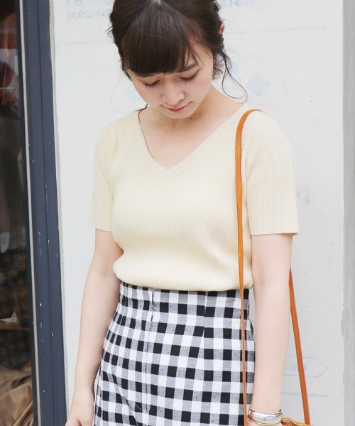 SLOBE IENA(スローブイエナ)の「コットンVネックリブ5分袖ニット◆(ニット/セーター)」|ホワイト