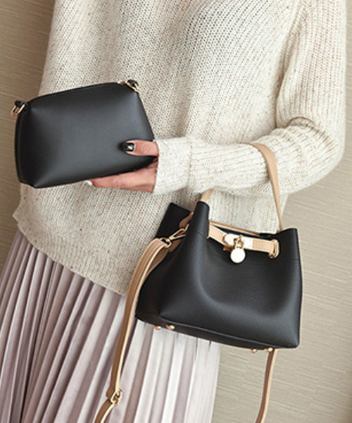 Classicalelf クラシカルエルフ の ハンドバッグにもショルダーバッグにも 鍵付きベルト2wayミニバッグ ショルダーバッグ Wear