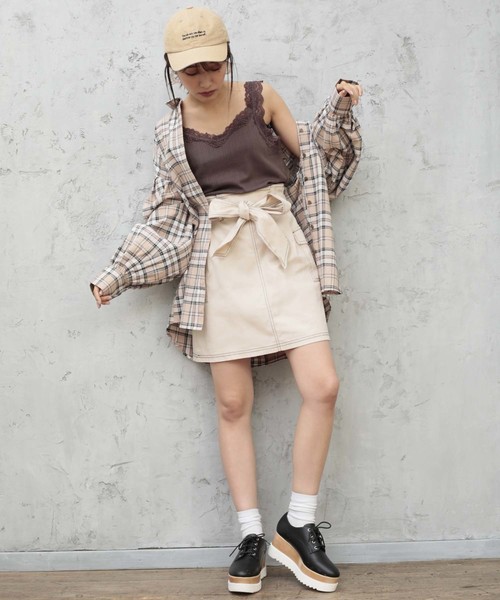 one after another NICE CLAUP（ワンアフターアナザーナイスクラップ）の「アウトポケット 台形スカート（スカート・レディース・アイボリー/ブラック/ベージュ/ネイビー/ブラウン・FREE）」の9枚目の写真