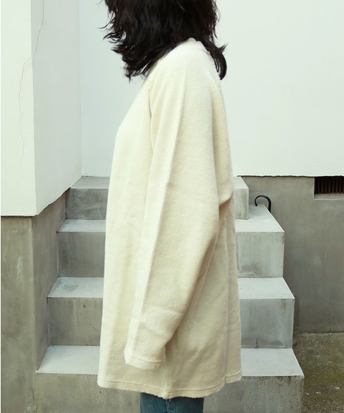 TODAYFUL（トゥデイフル）の「ワッフルラグラントップス（Tシャツ/カットソー・レディース・チャコールグレー/アイボリー・FREE）」の4枚目の写真