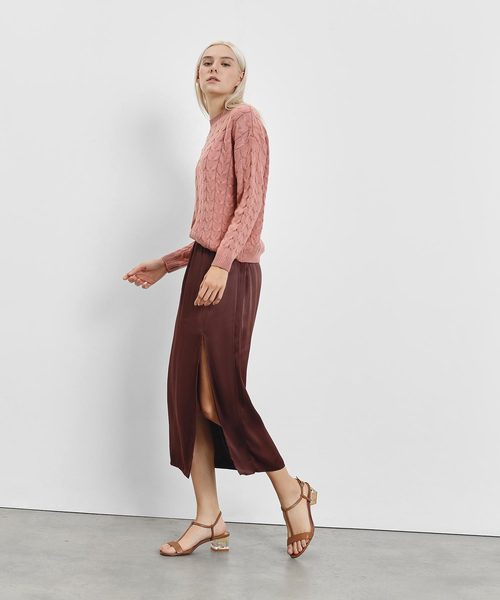 CHARLES & KEITH（チャールズ & キース）の「ティーバーヒール サンダル / T-Bar Heeled Sandals（サンダル・レディース・ブラック/ライトブラウン・22.5cm/23cm/23.5cm/24.5cm/25cm/25.5cm）」の13枚目の写真