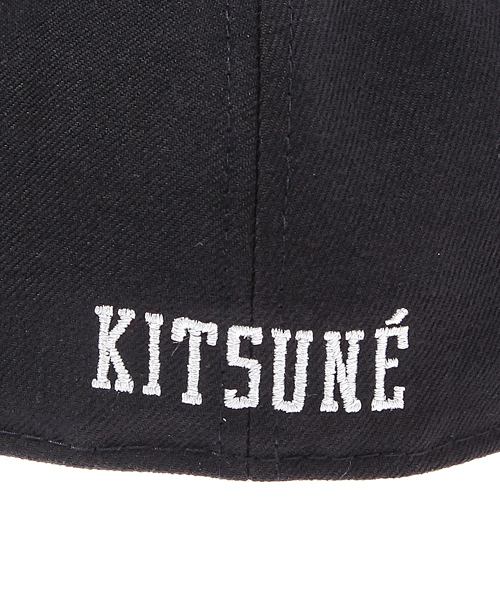 Maison Kitsune（メゾンキツネ）の「【KITSUNE x NEW ERA】59 FIFTY (NAVY/RED)（キャップ・メンズ・ネイビー・7 1/4/7 1/2/7 3/8）」の6枚目の写真