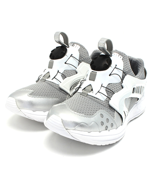 PUMA（プーマ）の「フューチャーディスク LT オピュレンス - progressive youth（スニーカー・メンズ・ブラック/グレー・25cm/27cm/27.5cm/28cm/31cm/29cm/28.5cm/26.5cm/30cm/25.5cm/26cm）」の2枚目の写真