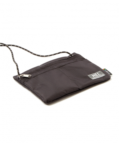 MEI（メイ）の「[KIDS]【MEI(メイ)】サコッシュ（ショルダーバッグ・キッズ・ブラック/ピンク/ブルー・FREE）」の12枚目の写真