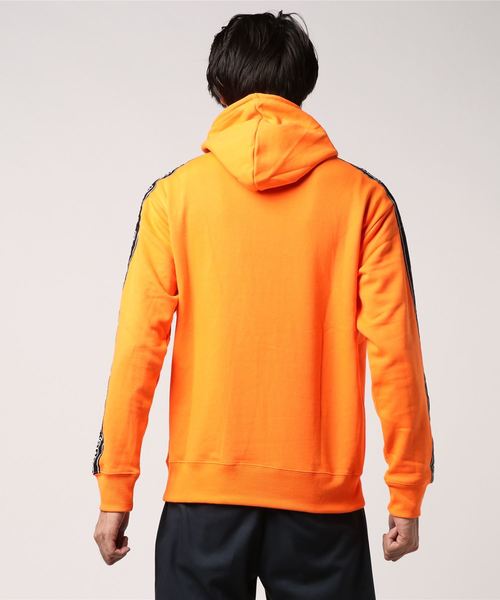 Kappa（カッパ）の「∴WEGO/Kappa別注テープロゴプルパーカー（パーカー・メンズ・ブラック/イエロー系その他/オレンジ系その他・MEDIUM/LARGE）」の12枚目の写真