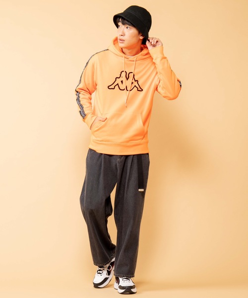 Kappa（カッパ）の「∴WEGO/Kappa別注テープロゴプルパーカー（パーカー・メンズ・ブラック/イエロー系その他/オレンジ系その他・MEDIUM/LARGE）」の18枚目の写真