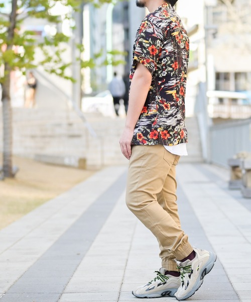 JOHN'S CLOSET(ジョンズクローゼット)の「【i】ストレッチツイルジョガーパンツ(チノパンツ・メンズ・ベージュ/カーキ/ネイビー/ホワイト/ブラック・MEDIUM/LARGE/X-LARGE/SMALL)」の22枚目の写真