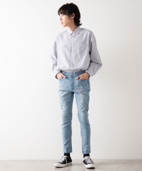 WEGO（ウィゴー）の「WEGO/チェーン付きクラッシュストレッチスキニーデニム（デニムパンツ・メンズ・ブラック/ライトインディゴブルー・MEDIUM/LARGE）」の5枚目の写真