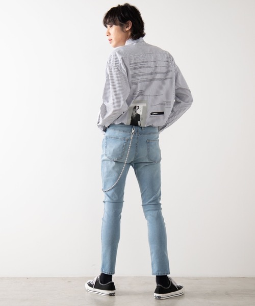 WEGO（ウィゴー）の「WEGO/チェーン付きクラッシュストレッチスキニーデニム（デニムパンツ・メンズ・ブラック/ライトインディゴブルー・MEDIUM/LARGE）」の3枚目の写真